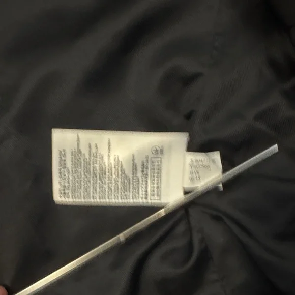 Banana Republic Elegant Black Blazer - Picture 3 of 7